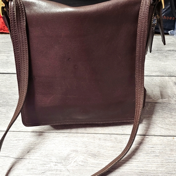 Coach Handbags - Coach Bags Monterey Brown Leather Flap Crossbody Bag Vintage Crossbody